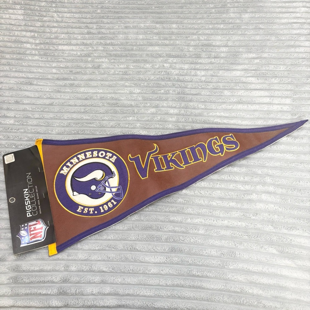 NFL Pigskin Collection Genuine Wool Blend Decor Minnesota Vikings Flag‎